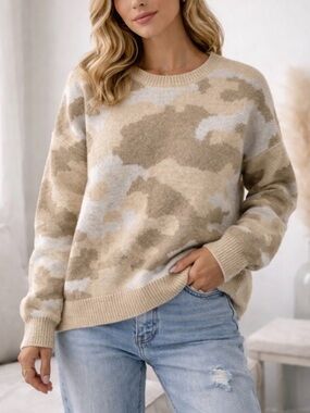 Lucky Brand Tan Neutral Camouflage Knit Wool Blend Scoop Neck
Sweater 🤍✨